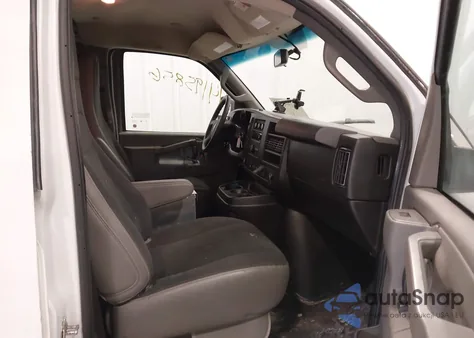 2021 GMC Savana Cargo Rwd 2500 Regular Wheelbase Work Van z USA, uszkodzony, nr VIN 1GTW7AF70M1219850